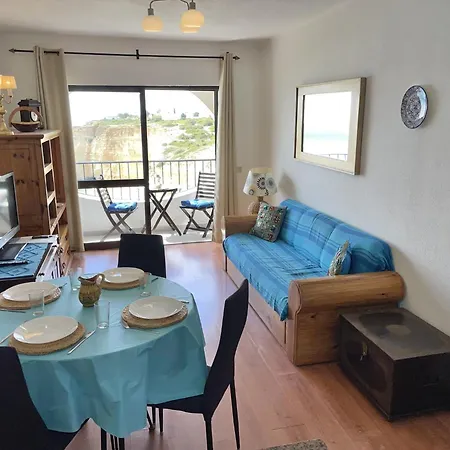 Charming 2-bedroom In Carvoeiro (Lagoa)