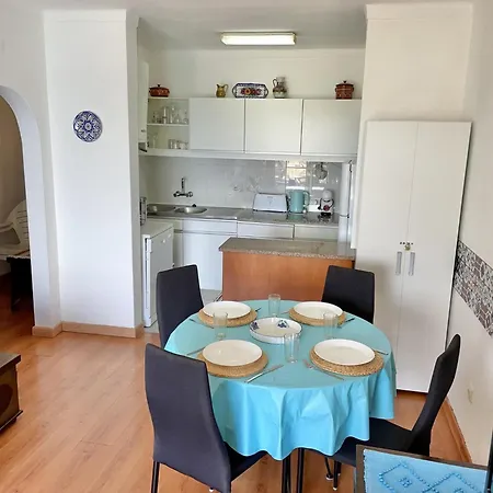 Charming 2-bedroom In *